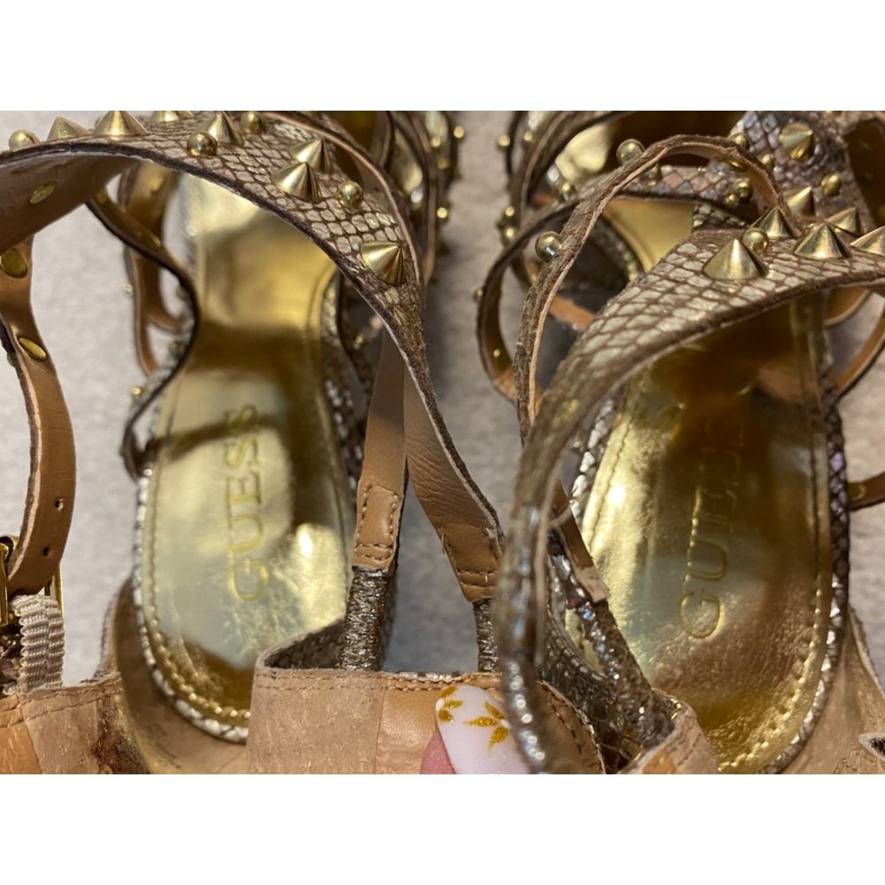Guess Laidea Studded Gold Gladiator Strappy Sandals Size 10 - Picture 7 of 9